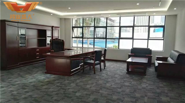 廣州粵辰（實(shí)業(yè)）公司總裁辦公室辦公家具配套