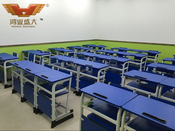 江西省德安縣教育和體育局隆平學(xué)校課桌椅采購項目