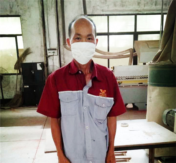 鴻業(yè)家具油漆辦公家具車間同事父親節(jié)計(jì)劃
