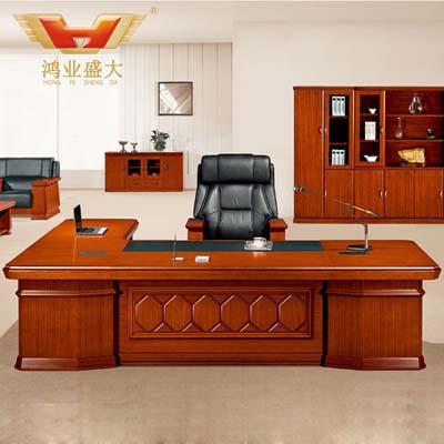 新款油漆实木主管桌 现代实木办公桌HY-D6132